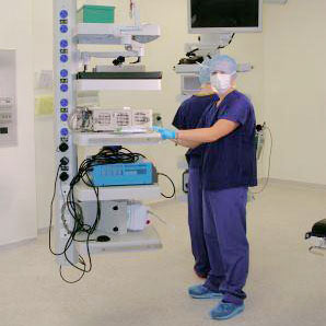 Bender UK commended for outstanding service on new operating theatre project