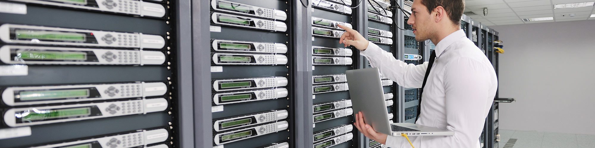 Monitoring Servers Without Disconnection