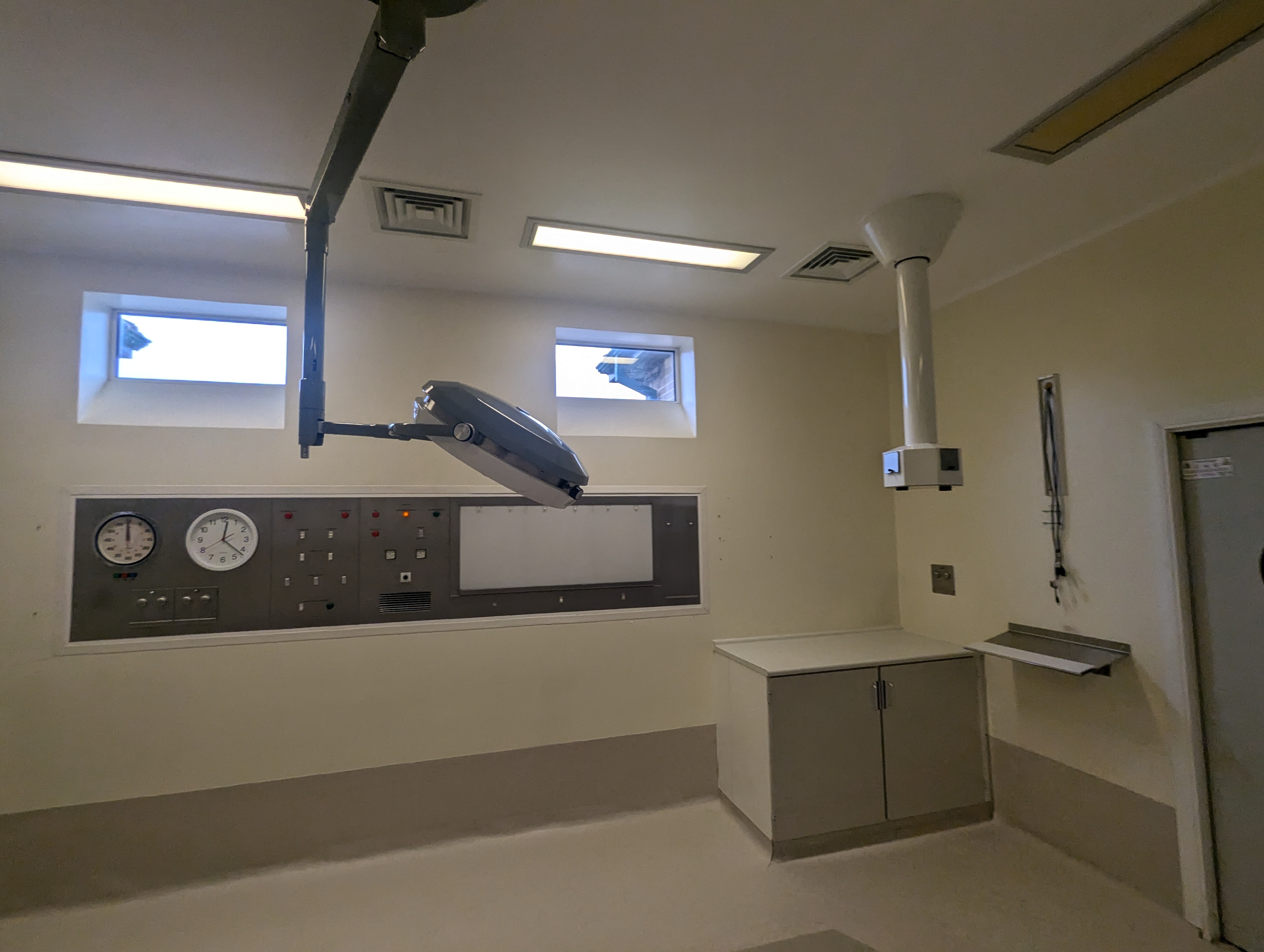 Old operating room with old operating theatre equipment 