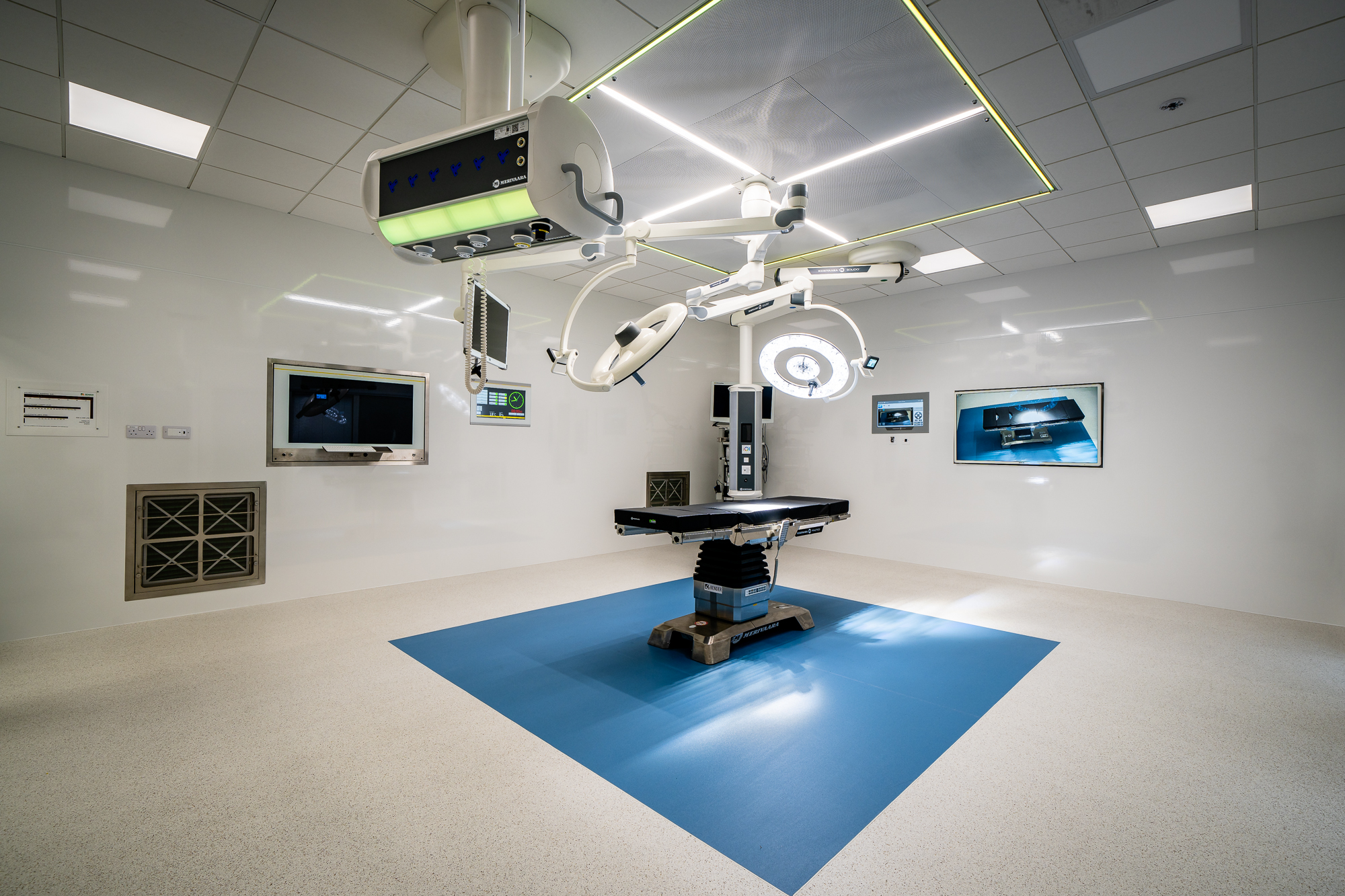 Image of Bender operating room 